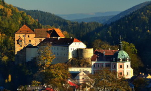 Burg und Schloss in Petschau