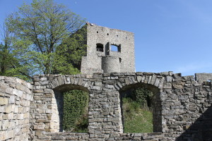 Die Burgruine Hukvaldy - Hochwald